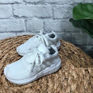Toddler adidas Originals Swift Run 7K